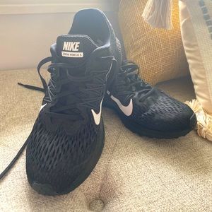 Nike Air Zoom Winflo 5 Women's Running Shoes